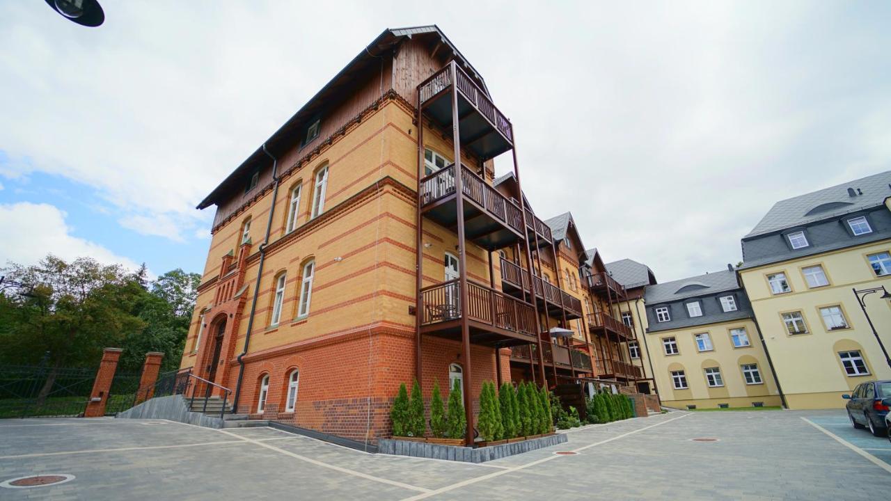 Apartamenty Everysky - Mickiewicza 30 Jelenia Góra Kültér fotó